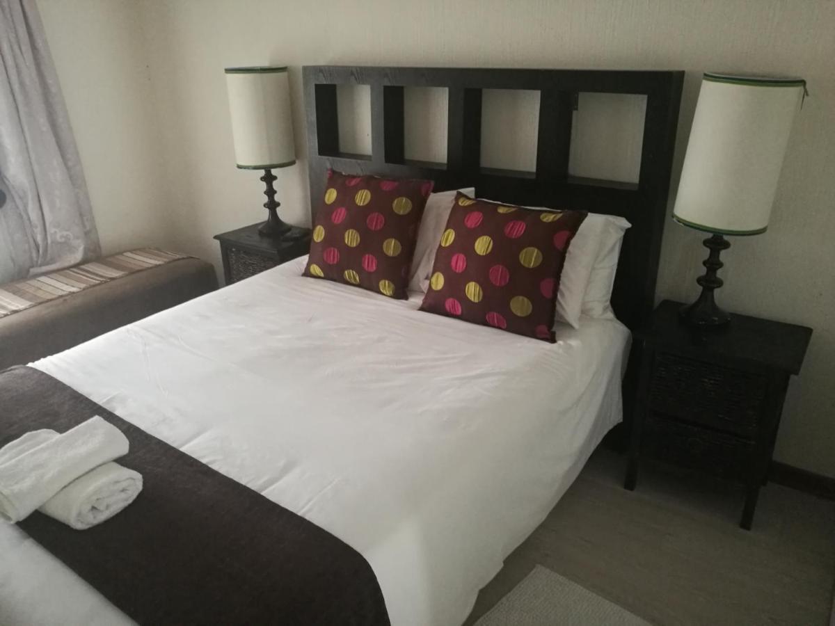Corgi Guest House Johannesburg Bagian luar foto