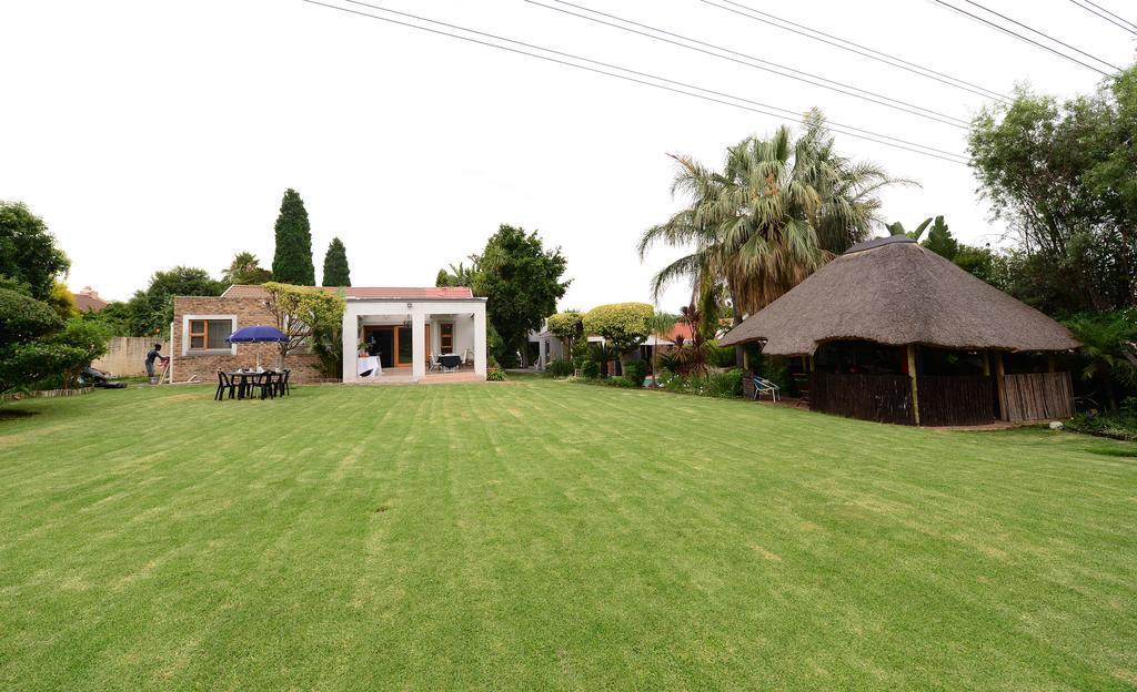 Corgi Guest House Johannesburg Bagian luar foto